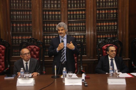 Entrega del Doctorado Honoris Causa de la Universidad de Buenos Aires a Gilmar Ferreira Mendes