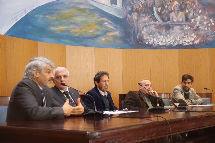 Leandro Vergara, Jorge Bercholc, Gerardo Scherlis, Anbal D'Auria y Juan Barile