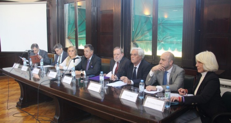 Osvaldo Prez Sammartino, Pedro Romero, Mara Margarita Djedjeian, Alberto R. Dalla Via, Guillermo Treacy, EmilioIbarlucia, Alberto Spota y M. Cristina Girotti