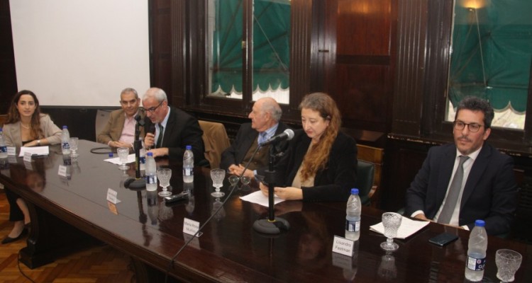 Gabriela Fernandez, Carlos Lionel Traboulsi, Carlos Tambussi, Juan Antonio Travieso, Mara Rosa Muios, Lisandro Fastman y Fernando Blanco Muio