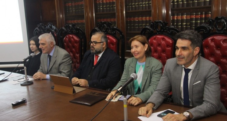 Milagros Giambiagi, Jorge O. Bercholc, Valter Joviniano de Santana Filho, Miriam Coutinho de Farias Alves y Cristian Cao