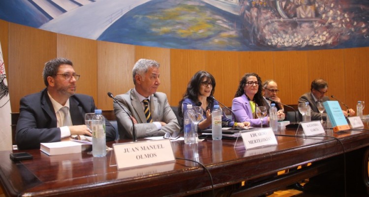 Juan Manuel Olmos, Eduardo Mertehikian, Alejandra Garca, Ana Salvatelli, Carlos F. Balbn y Carlos Mas Velez