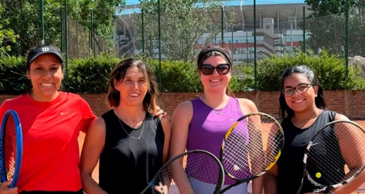 El equipo de tenis femenino de la Facultad gan el torneo Interfacultades 2024